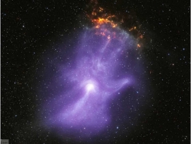 La-mano-de-Dios-vista-por-los-telescopios-de-la-NASA.jpg