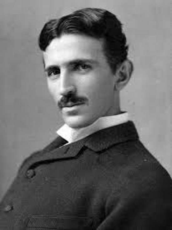 Nikola Tesla se contacto con extraterrestres