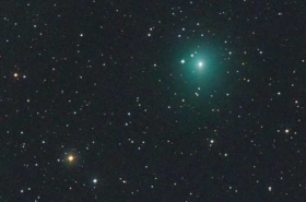 punto-luminoso-verde-en-el-cielo-se-hace-mas-grande.jpg