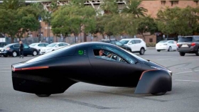 Aptera-coche-con-placas-solares.jpg