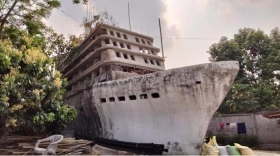agricultor-indio-construye-una-casa-con-la-forma-del-Titanic.jpg