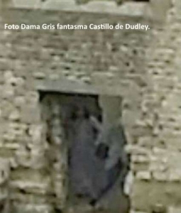 Foto-Dama-Gris-fantasma-Castillo-de-Dudley.jpg