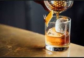 alcohol-contribuye-al-desarrollo-cancer.jpg