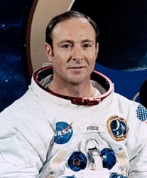 Edgar_Mitchell.jpg